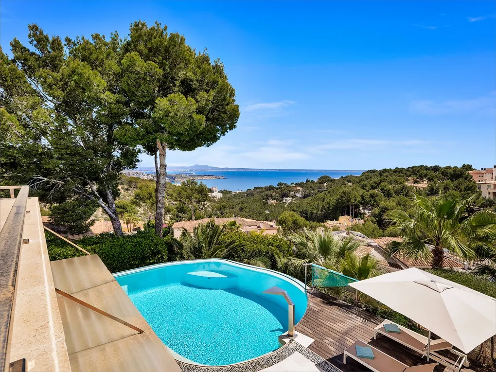 Exclusiva vila amb vistes al mar-1