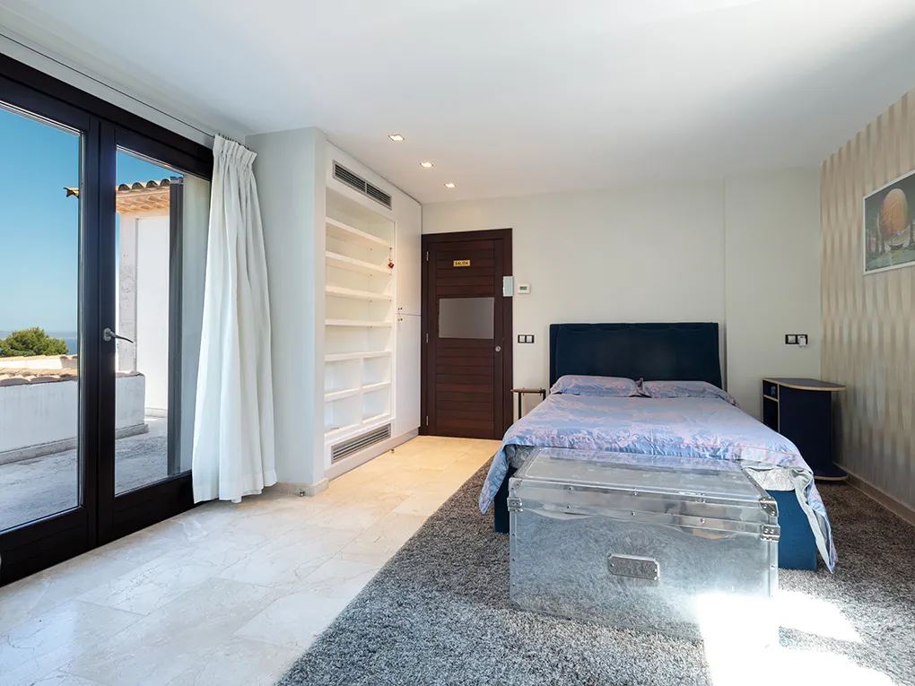 Beeindruckende Villa mit Meerblick in Cas Català-11