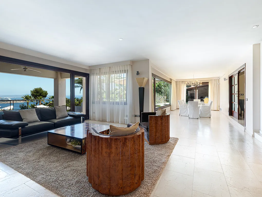 Indrukwekkende villa met uitzicht op zee in Cas Català-3