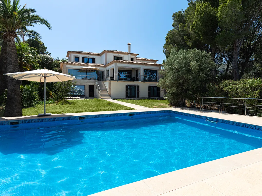 Beeindruckende Villa mit Meerblick in Cas Català-2