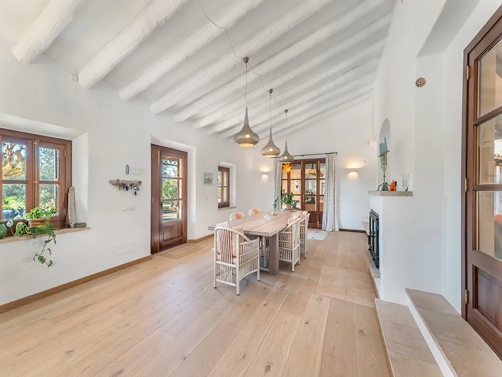 Moderne bolig i ét plan i det idylliske landskab-6