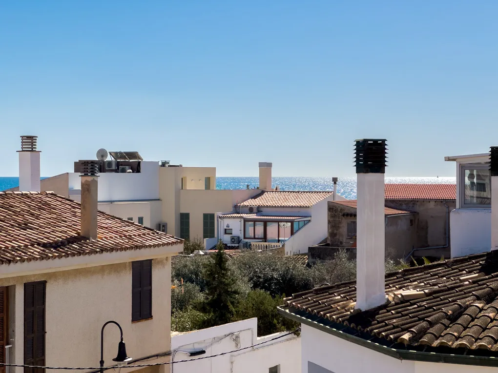 Adossat en segona línia amb terrasses i pàrquing-7