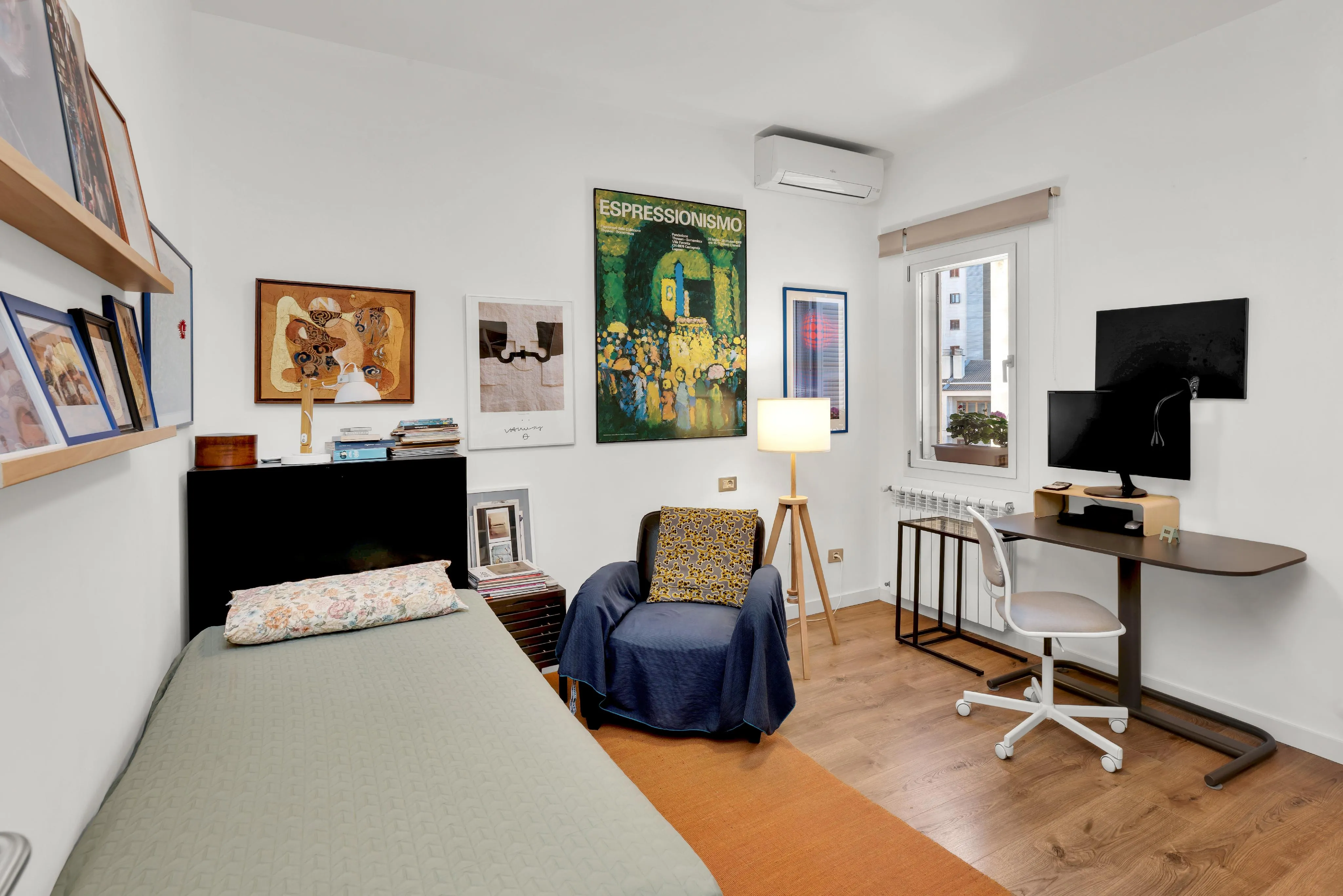 Light-flooded penthouse in the heart of Palma-11