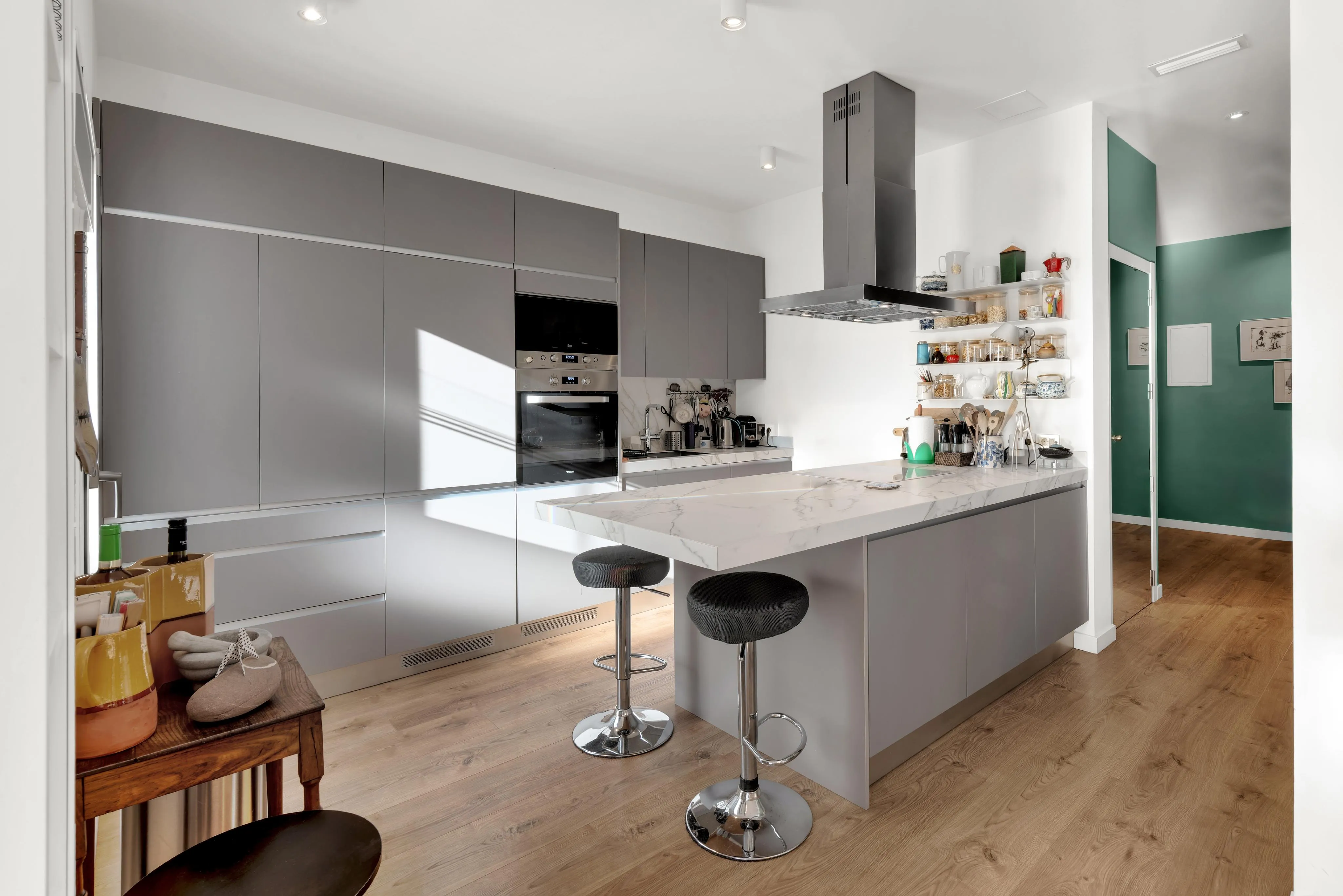 Light-flooded penthouse in the heart of Palma-6