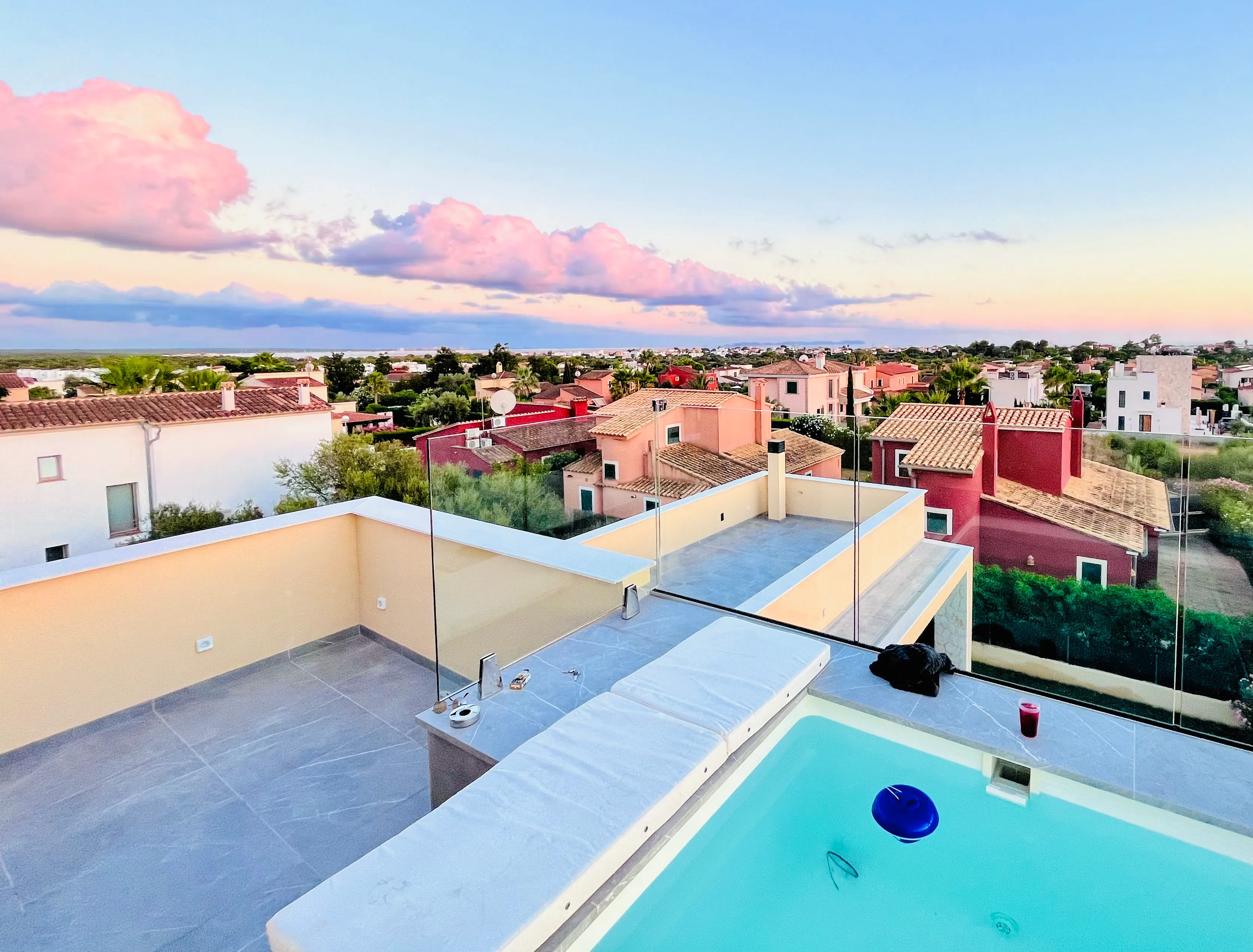 Affitto stagionale: Moderna casa indipendente con due piscine-12