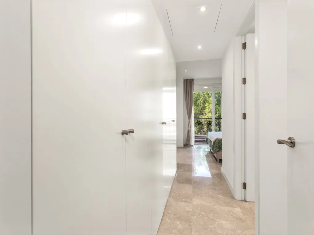 Piękny penthouse w Bendinat-9