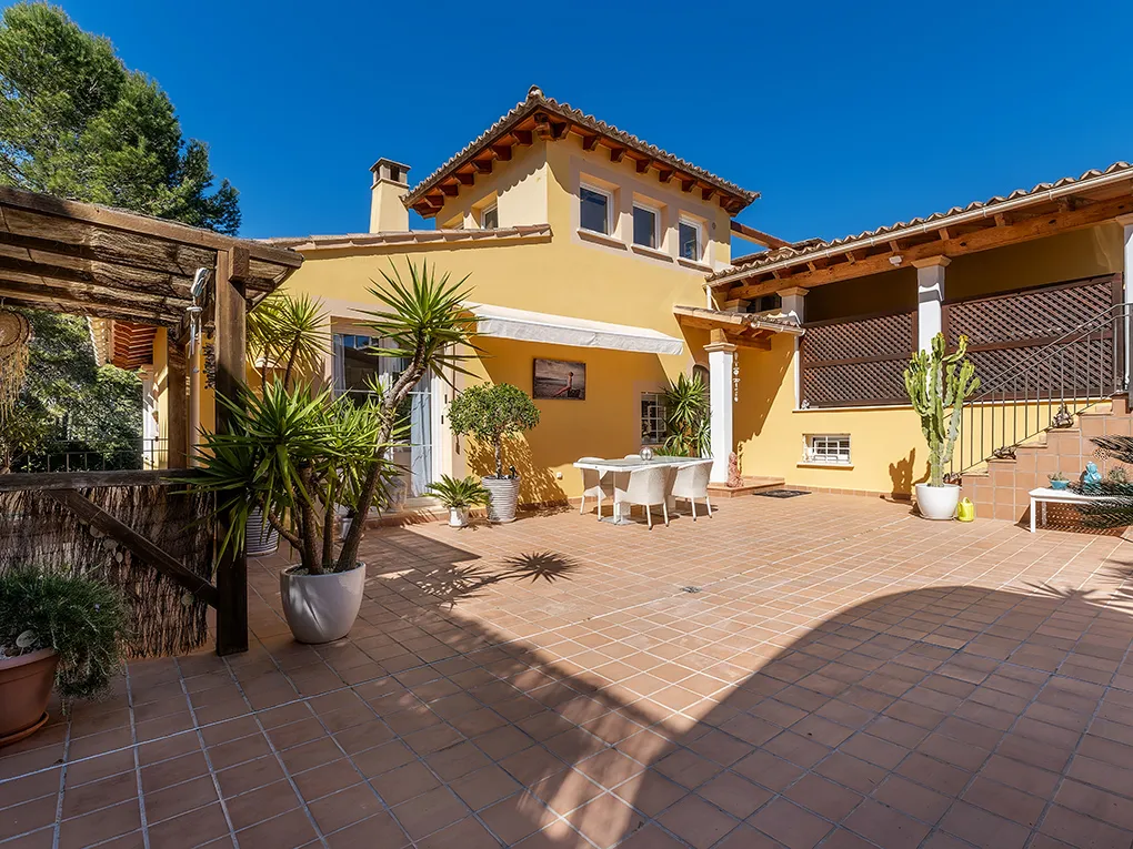 Charmante maison jumelée à proximité du golf-1