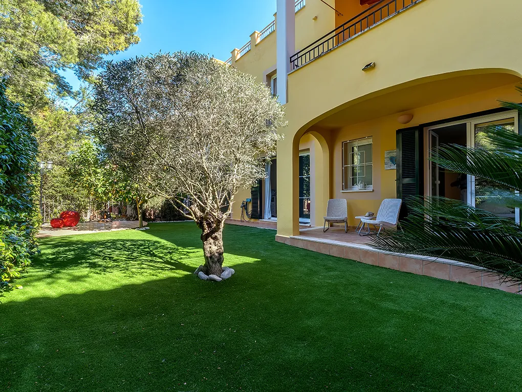 Charmerende dobbelthus ved siden af golf-2