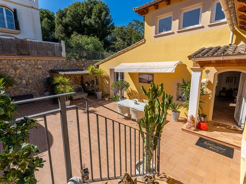 Charmerende dobbelthus ved siden af golf-12