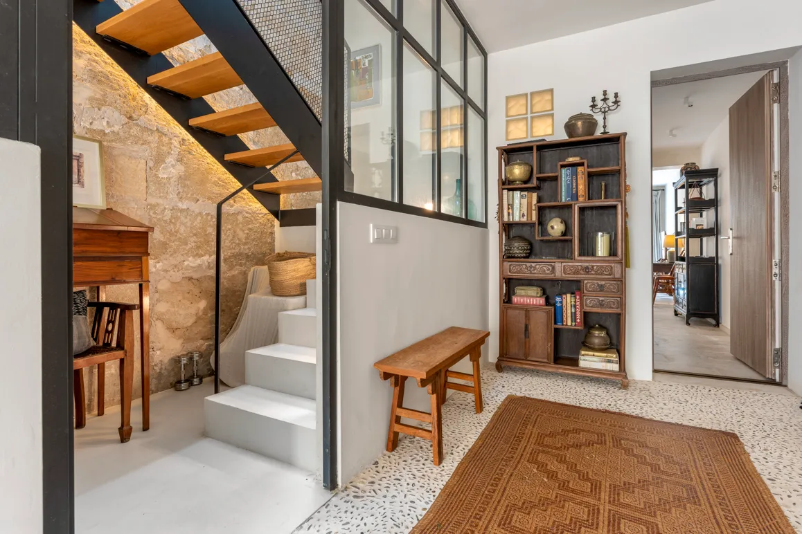 Maison de ville intemporelle avec rénovation moderne à Capdepera-6