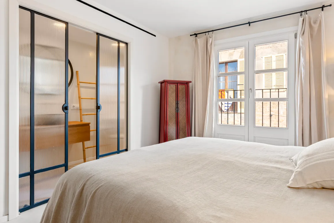 Maison de ville intemporelle avec rénovation moderne à Capdepera-7