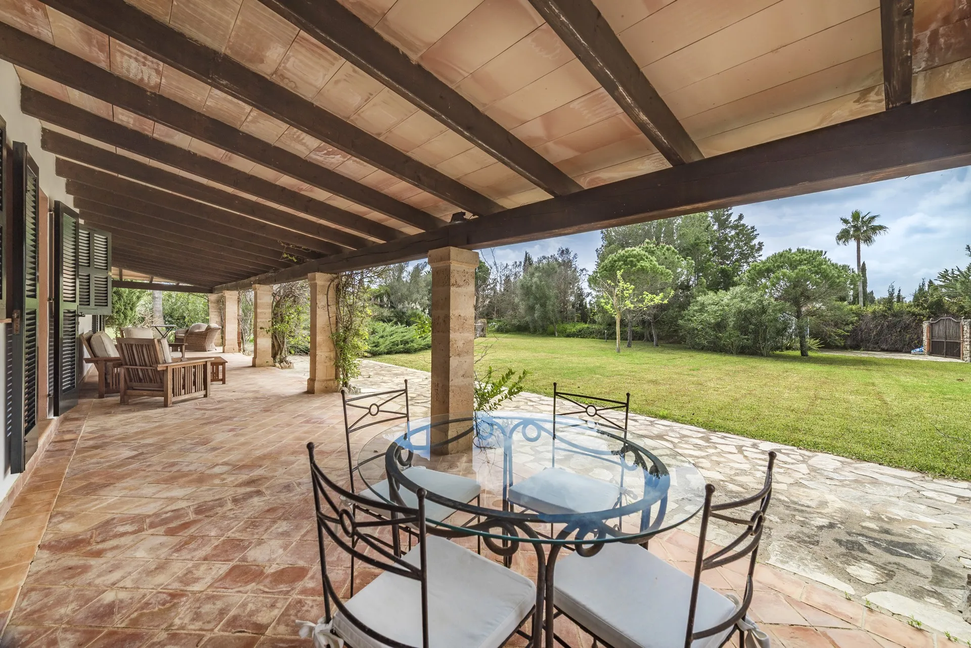 Потрясающий загородный дом недалеко от Польенсы и побережья-9