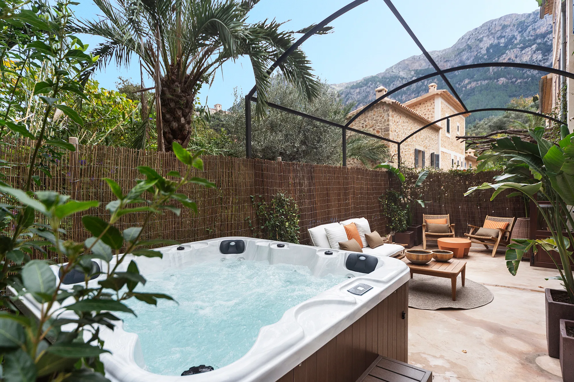 Charmante woning met twee slaapkamers en twee badkamers in Petit Deià: een exclusief project in Deià.-18