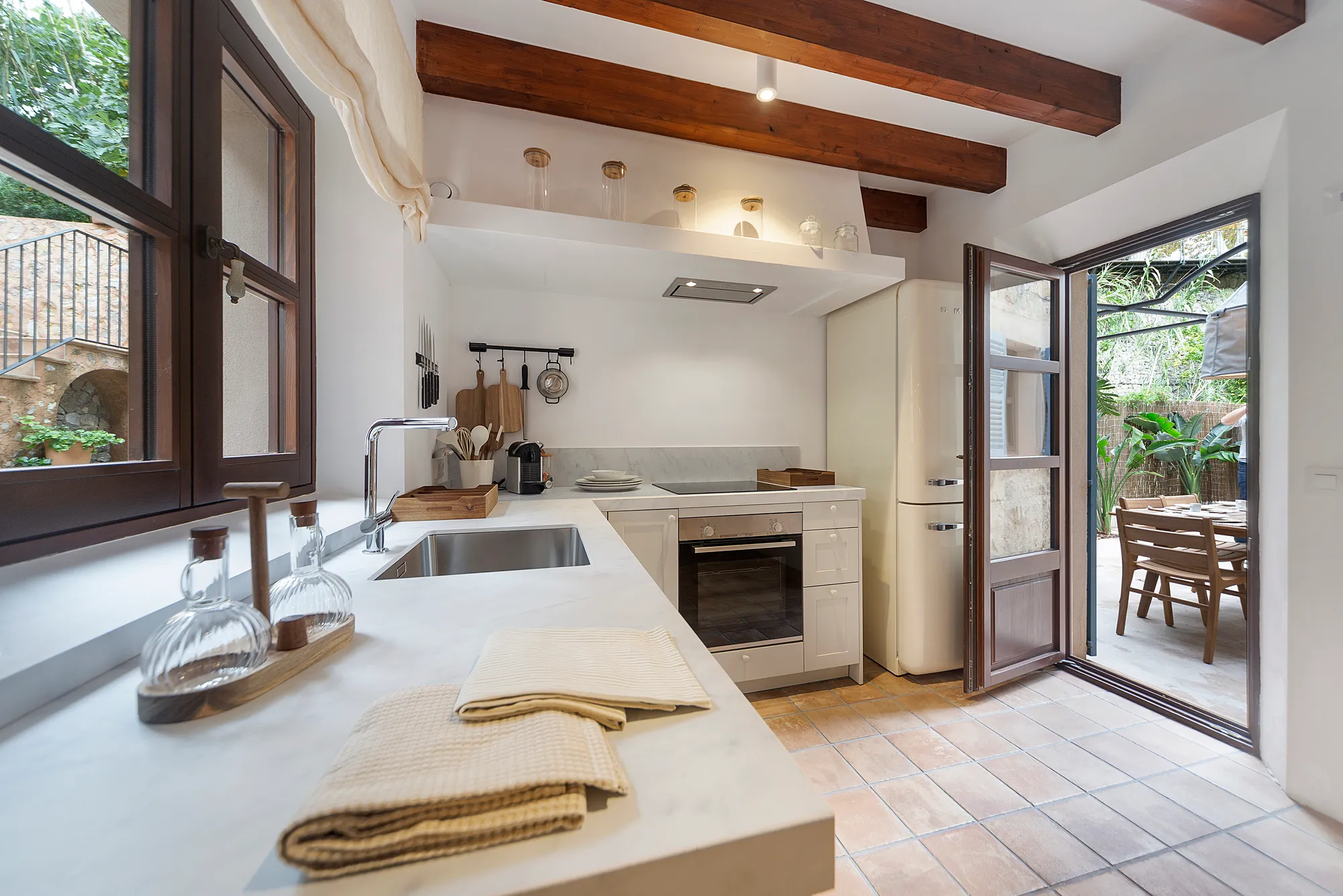 Charmante woning met twee slaapkamers en twee badkamers in Petit Deià: een exclusief project in Deià.-17