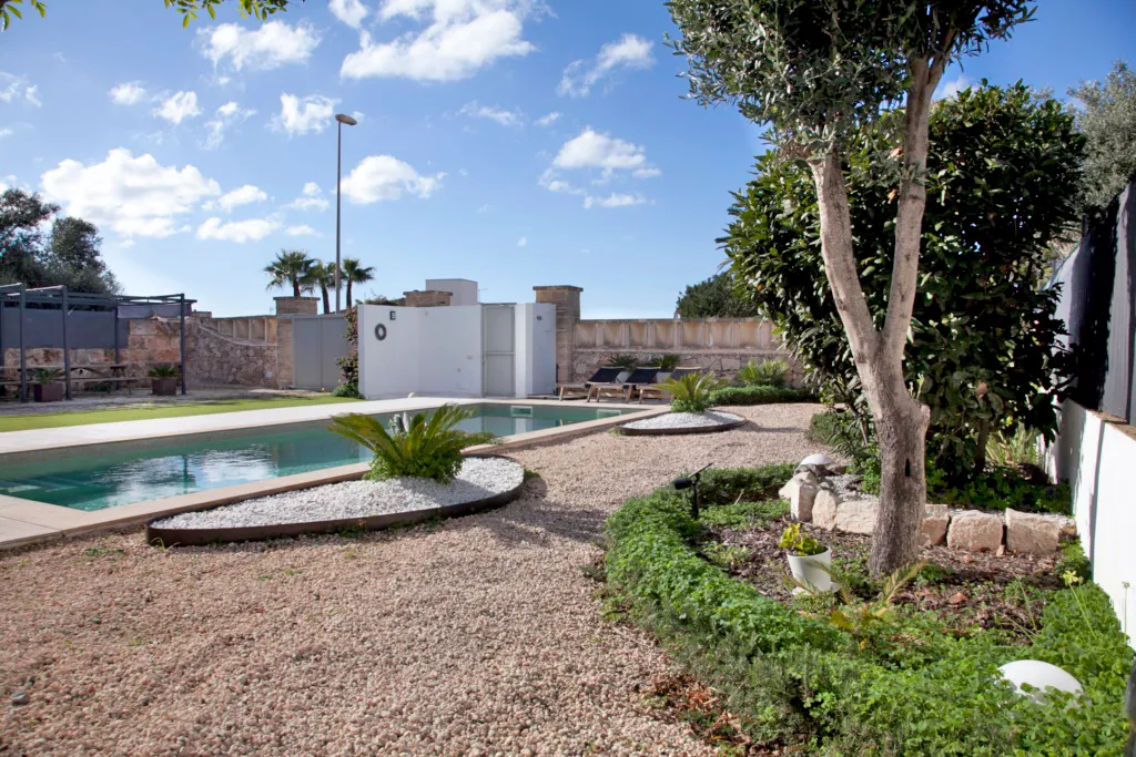 Espectacular villa con piscina cerca del mar-3