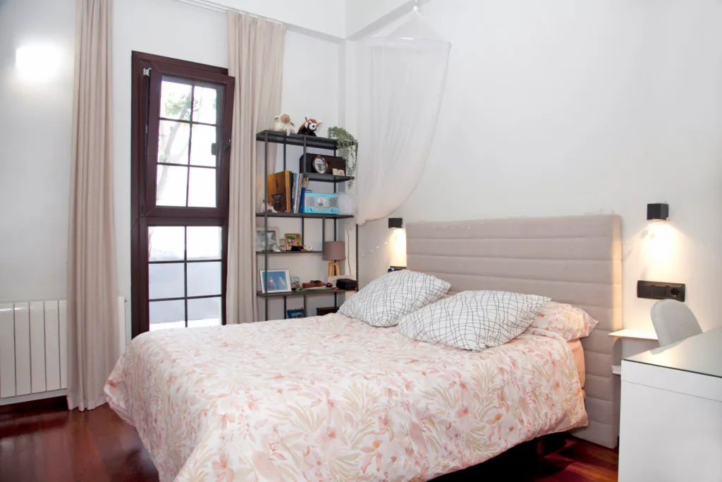 Espectacular villa con piscina cerca del mar-9