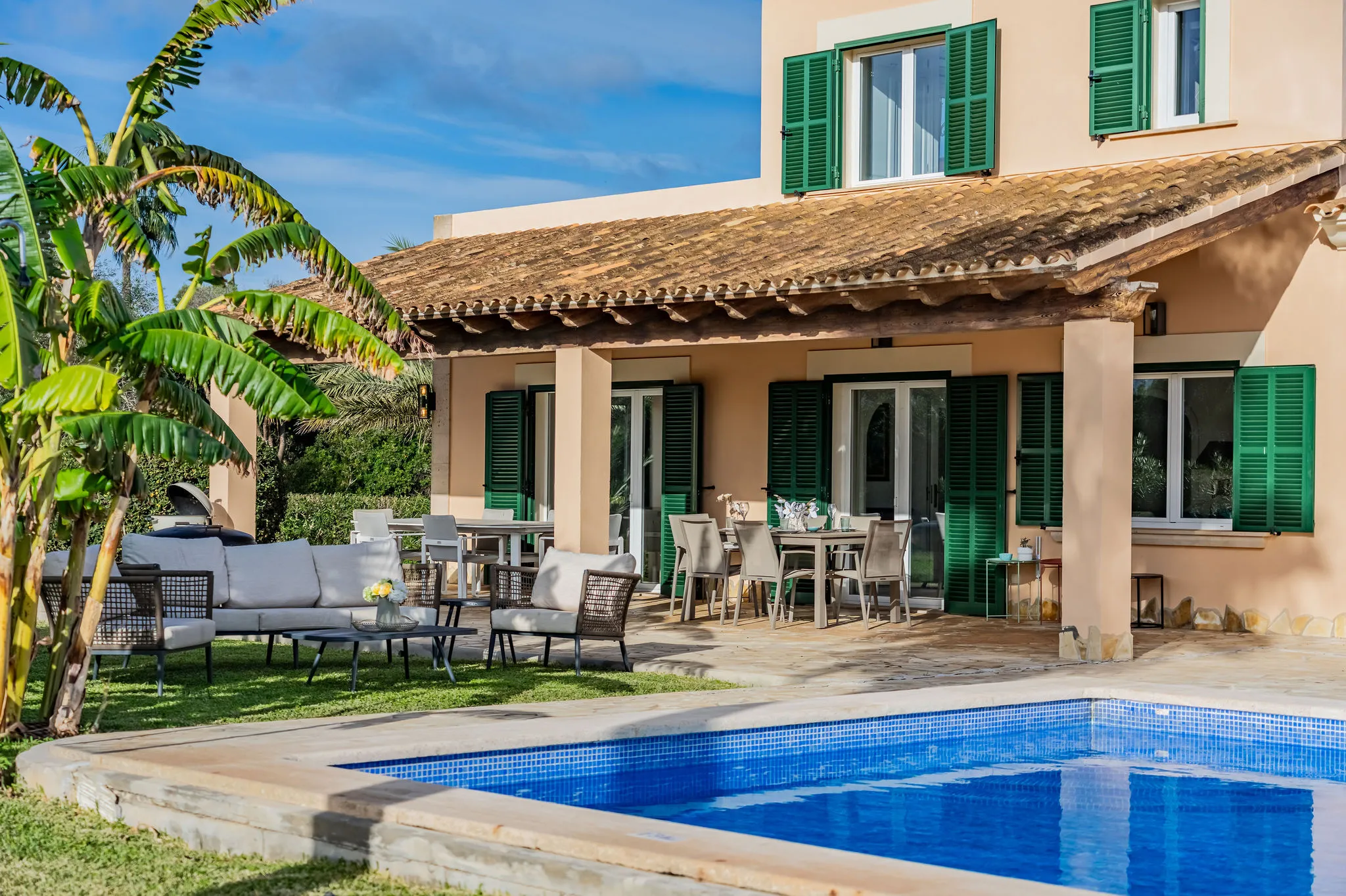 Finca clàssica amb llicència de lloguer prop de les cales més belles-16