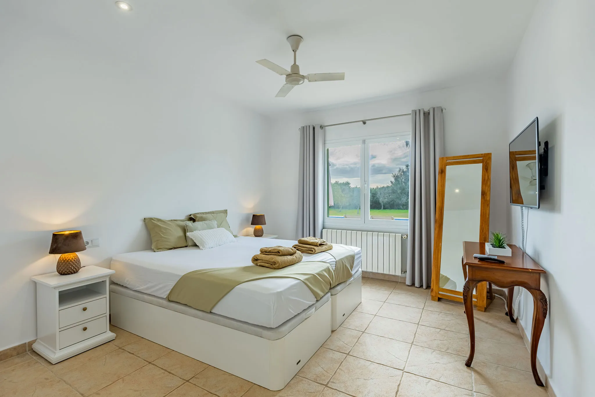 Finca clàssica amb llicència de lloguer prop de les cales més belles-9