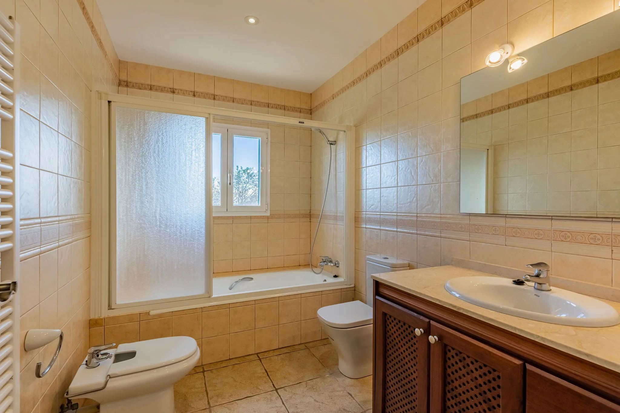 Finca clàssica amb llicència de lloguer prop de les cales més belles-10