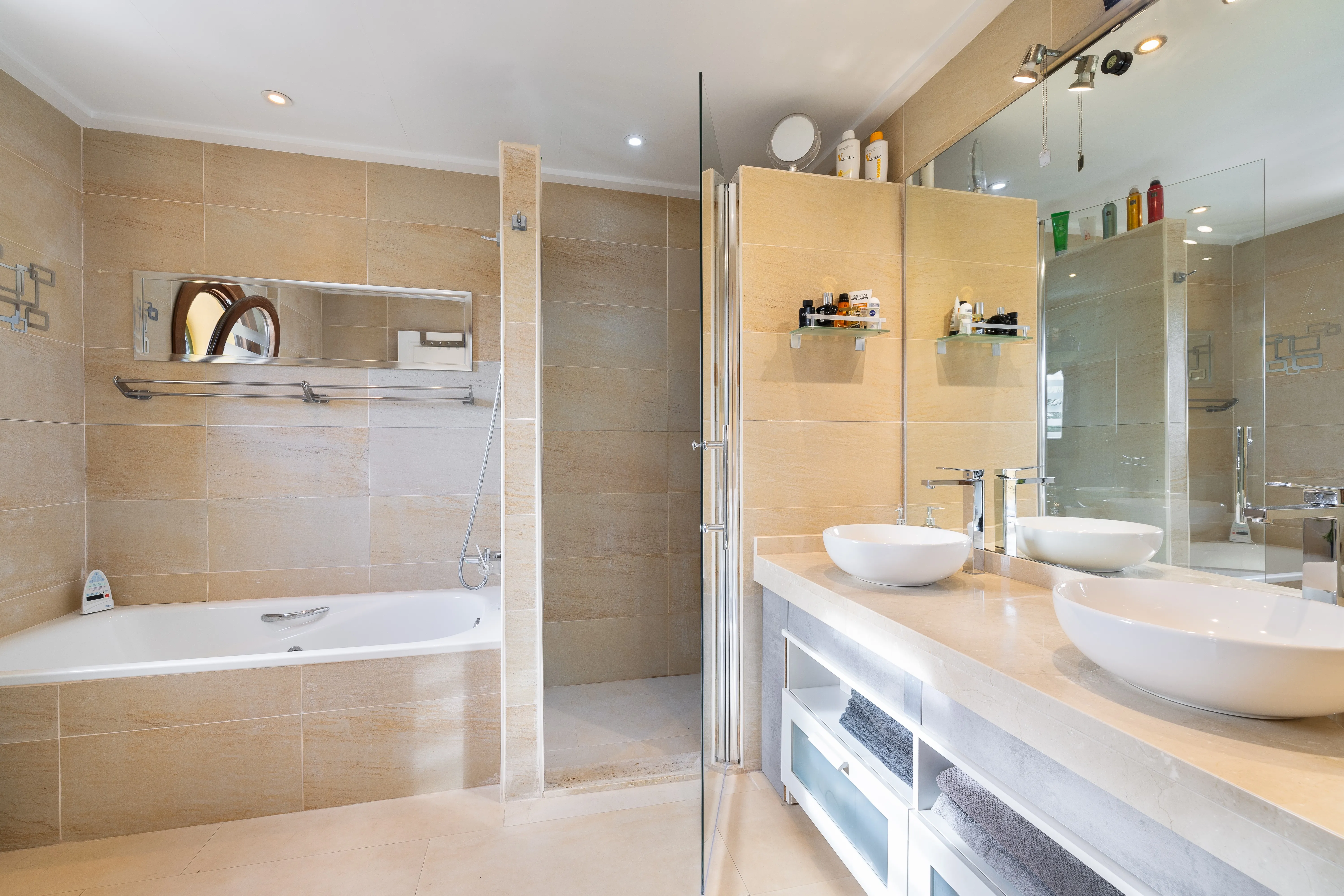 Charmerende dobbelthus med havudsigt-11