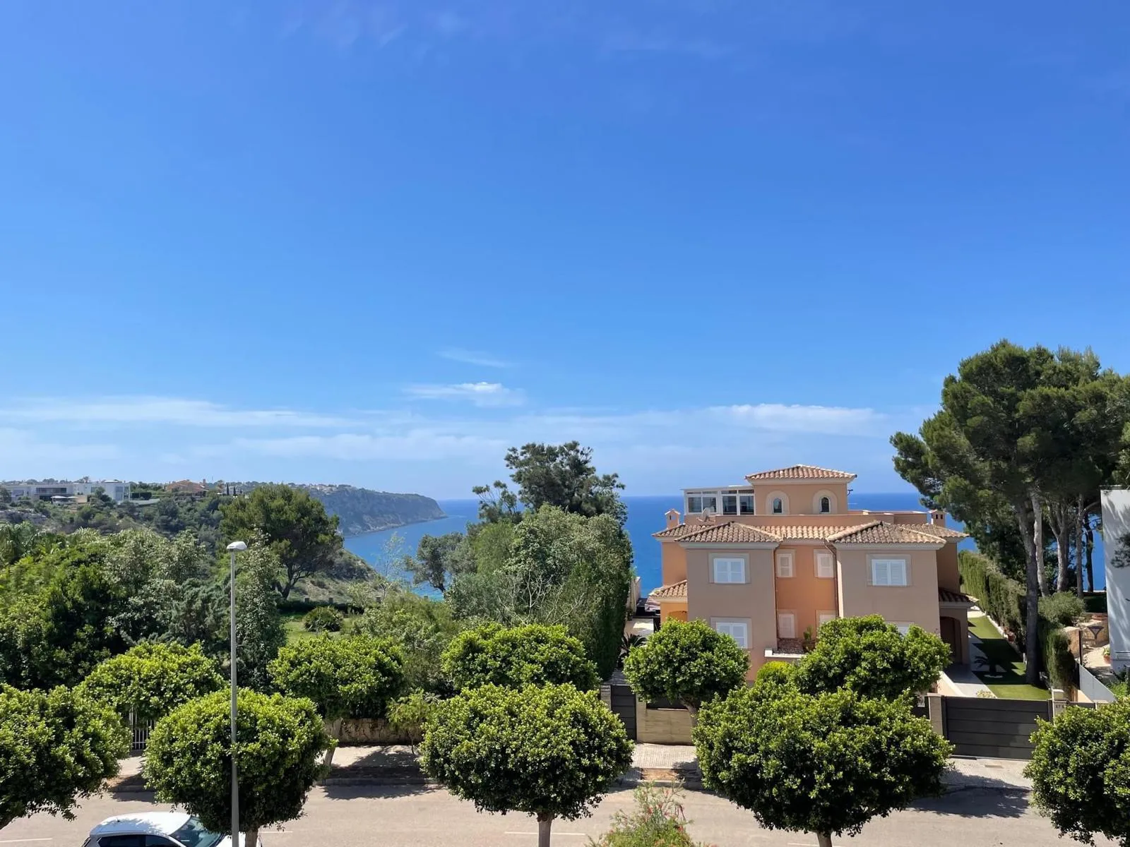 Charmerende dobbelthus med havudsigt-3