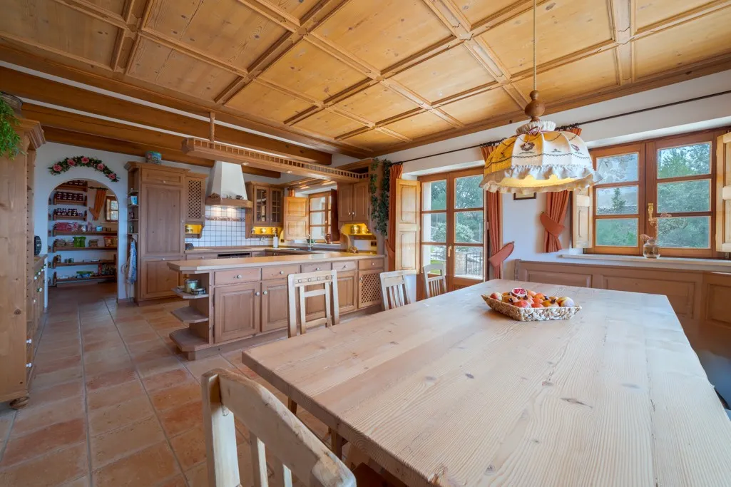 Stone-clad finca with sea views in Galilea-6