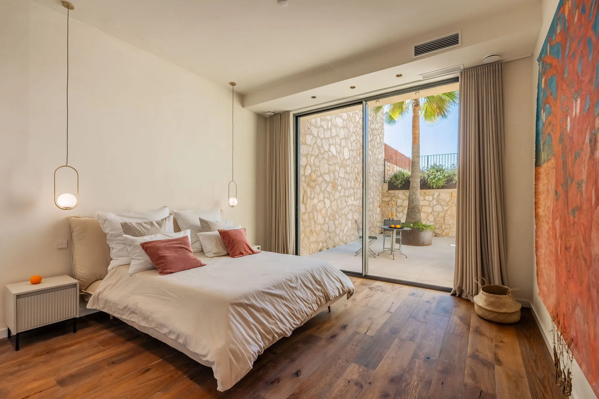 Townhouse met zwembad en uitzicht op zee-11