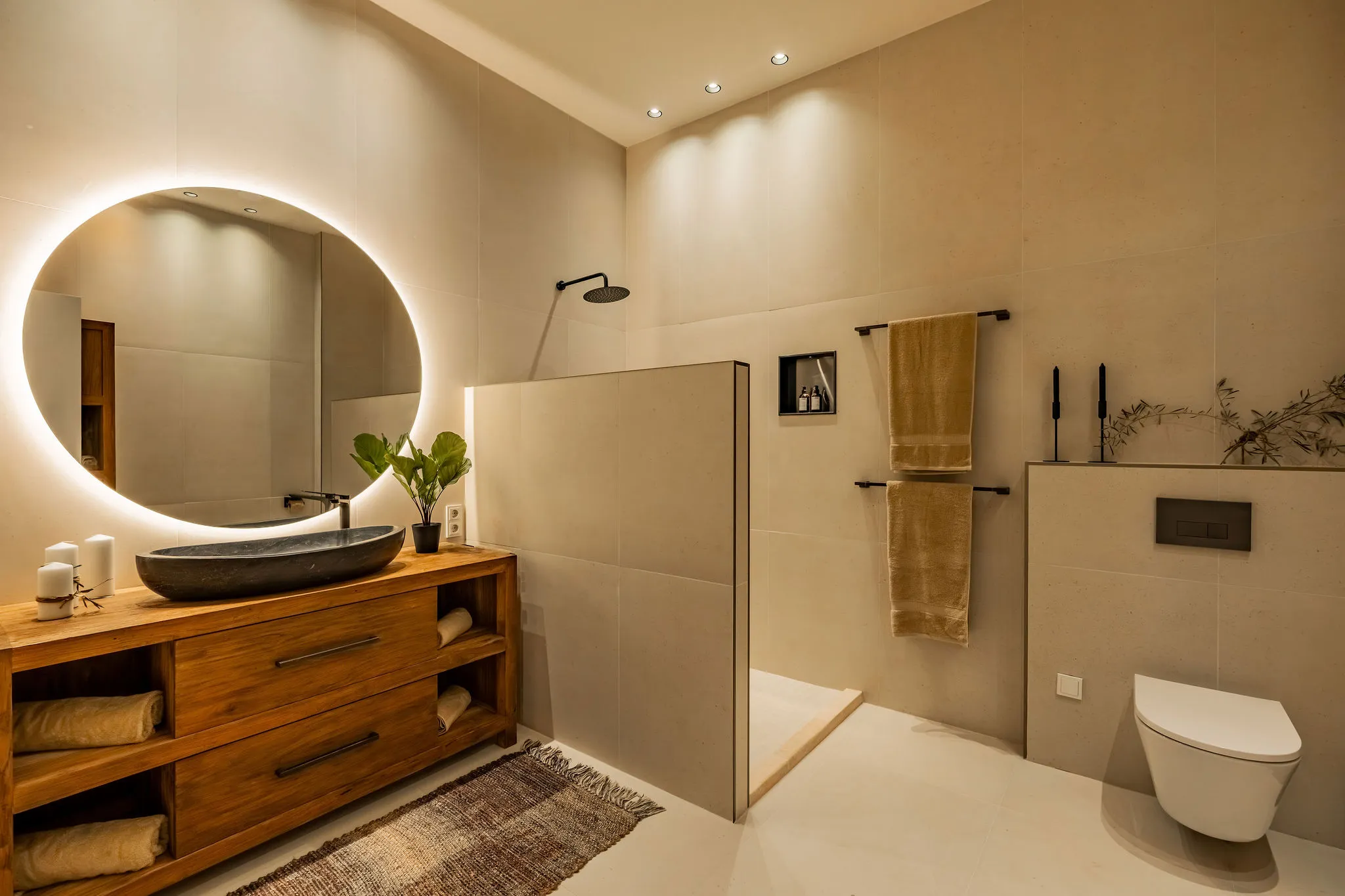 Townhouse met zwembad en uitzicht op zee-12