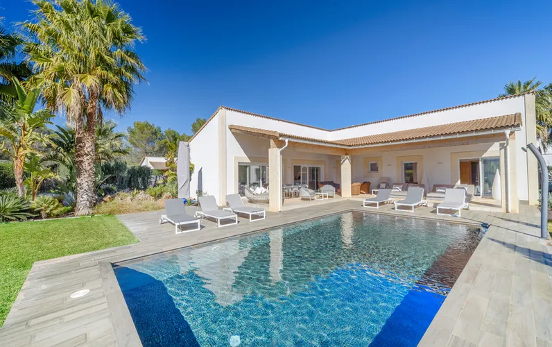 "VILLA AZAHAR Vakantiewoningen in Sa Pobla