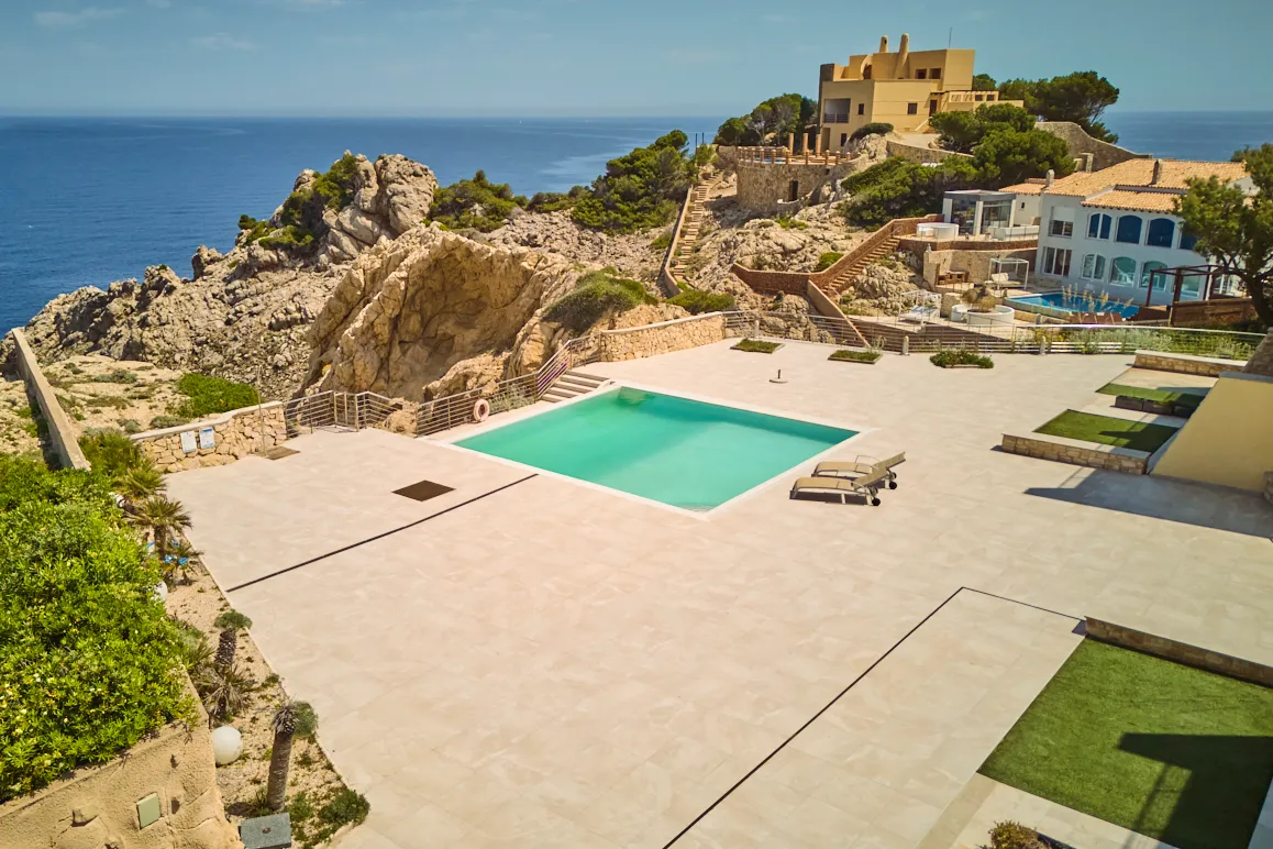 Renovated townhouse with communal pool and sea view near Cala Ratjada-13
