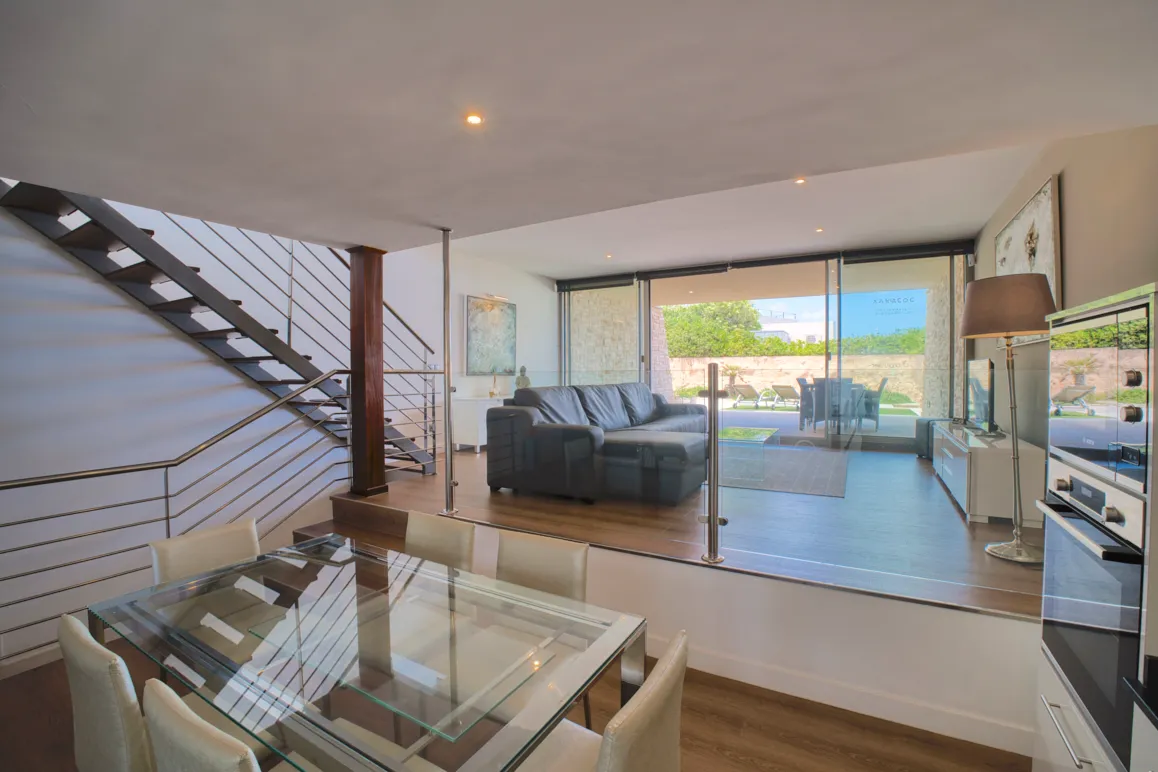 Renovated townhouse with communal pool and sea view near Cala Ratjada-8