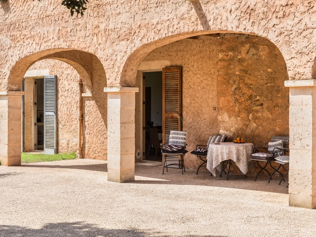 Modernstil trifft Tradition - Design-Finca-22