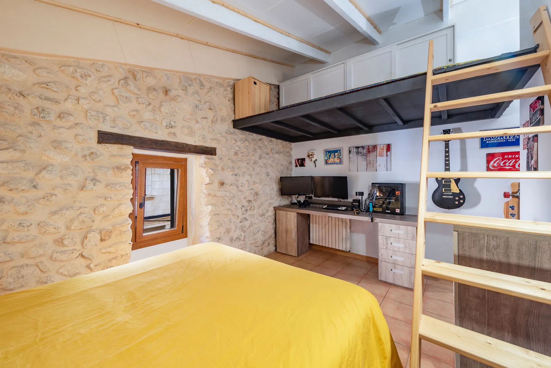 Auténtica Casa de Pueblo Mallorquina con parking Privado en el Corazón de Campanet – En Exclusiva-12