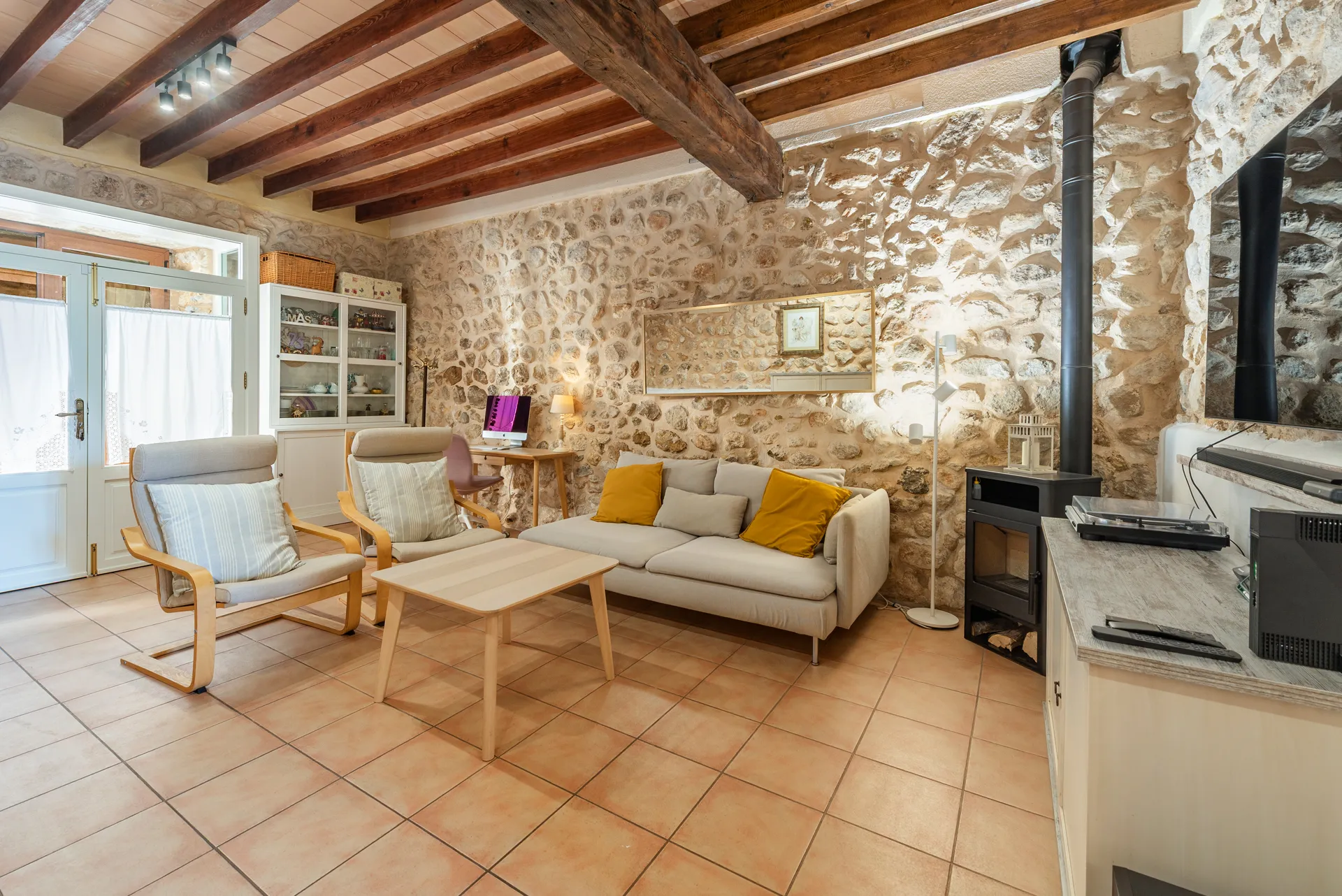 Authentic Mallorcan home for sale in Campanet – Exclusive listing-2