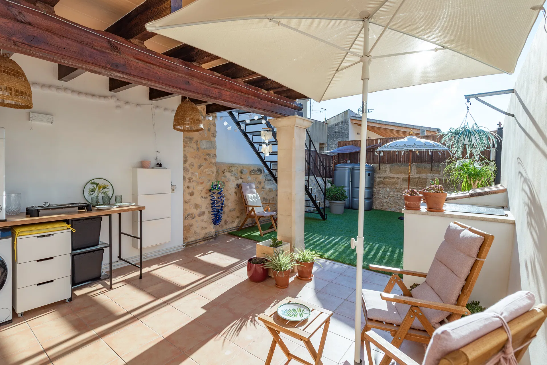 Auténtica Casa de Pueblo Mallorquina con parking Privado en el Corazón de Campanet – En Exclusiva-4