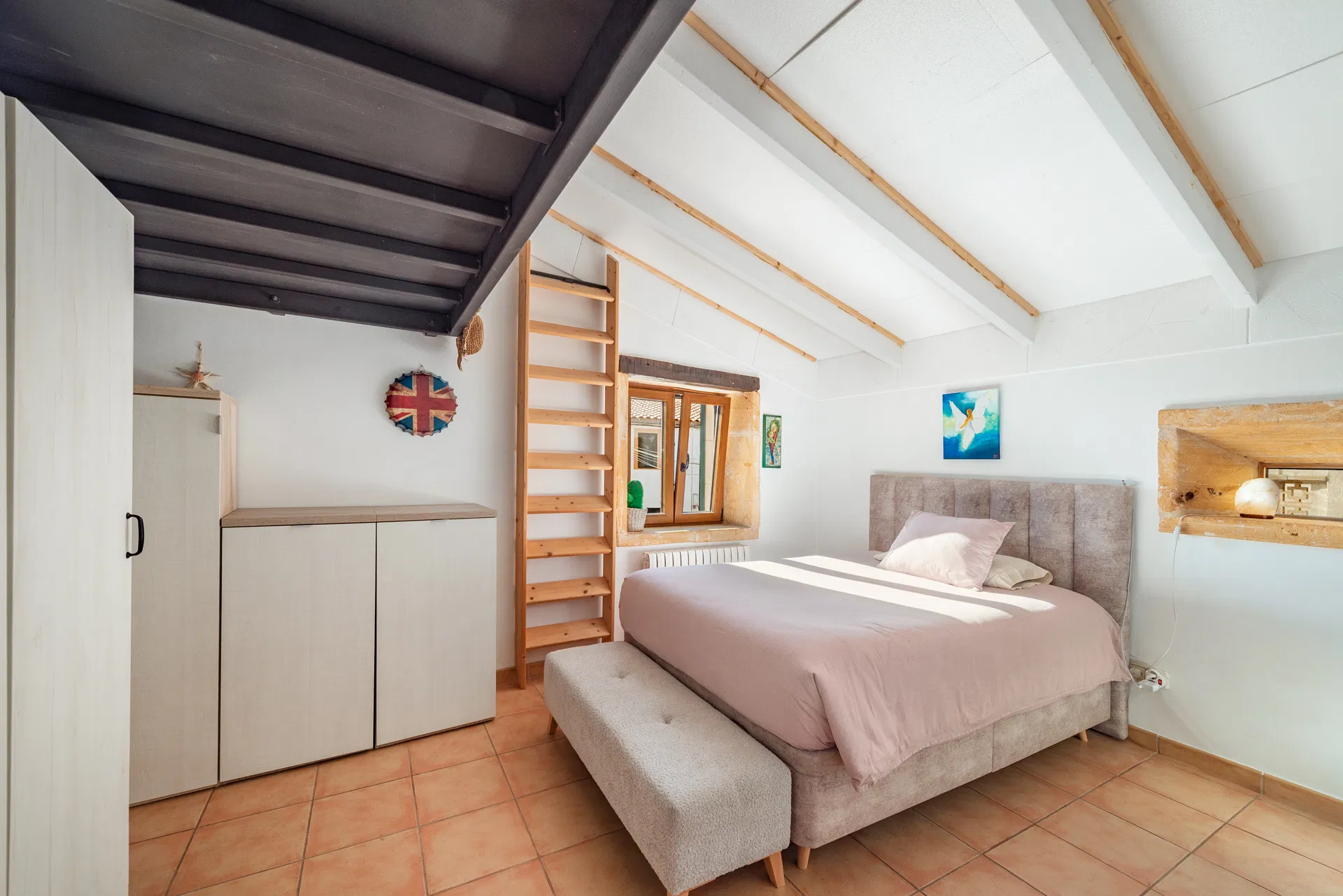 Auténtica Casa de Pueblo Mallorquina con parking Privado en el Corazón de Campanet – En Exclusiva-10