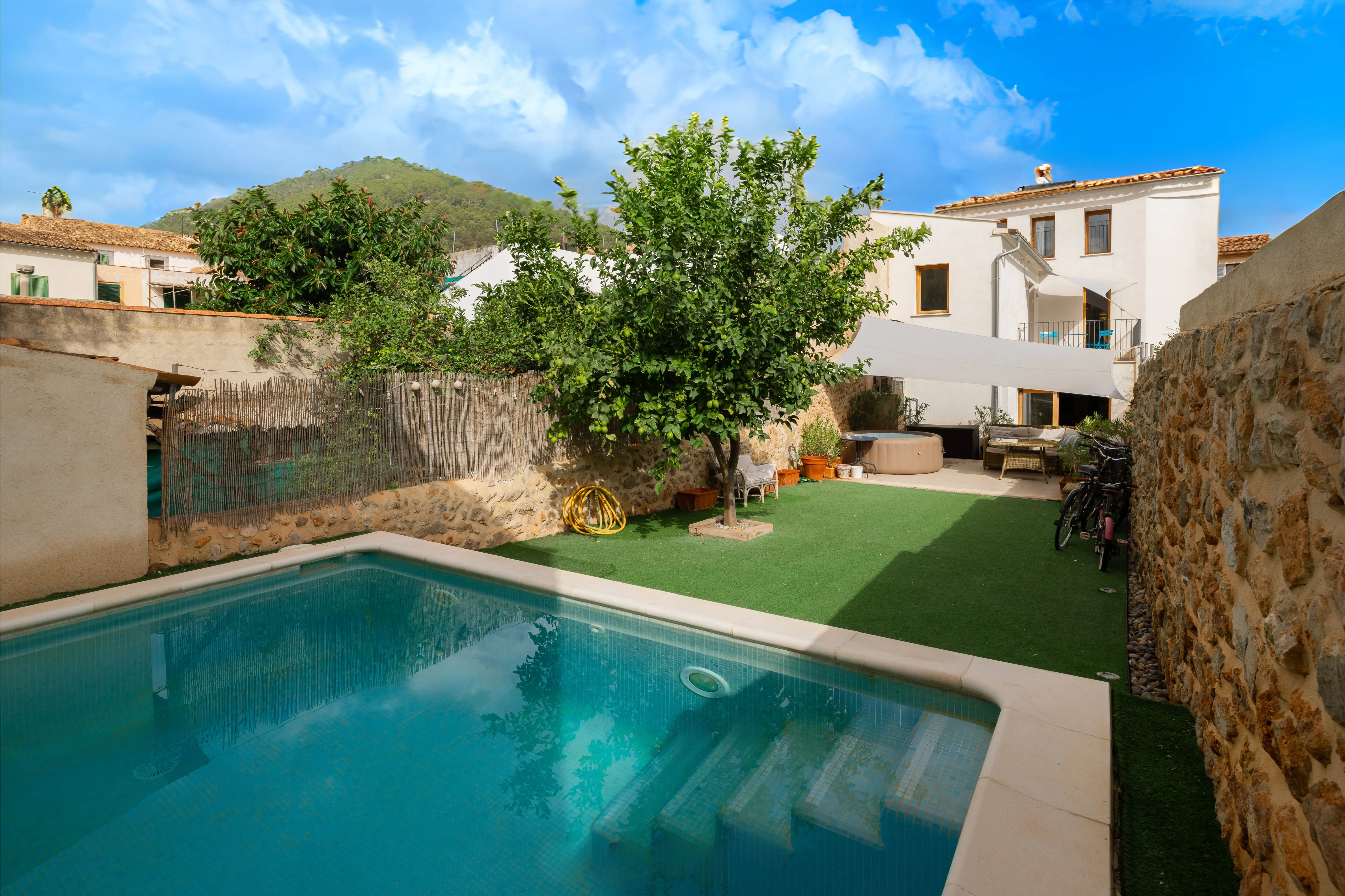 Prachtig gerenoveerd dorpshuis in Alaró-1