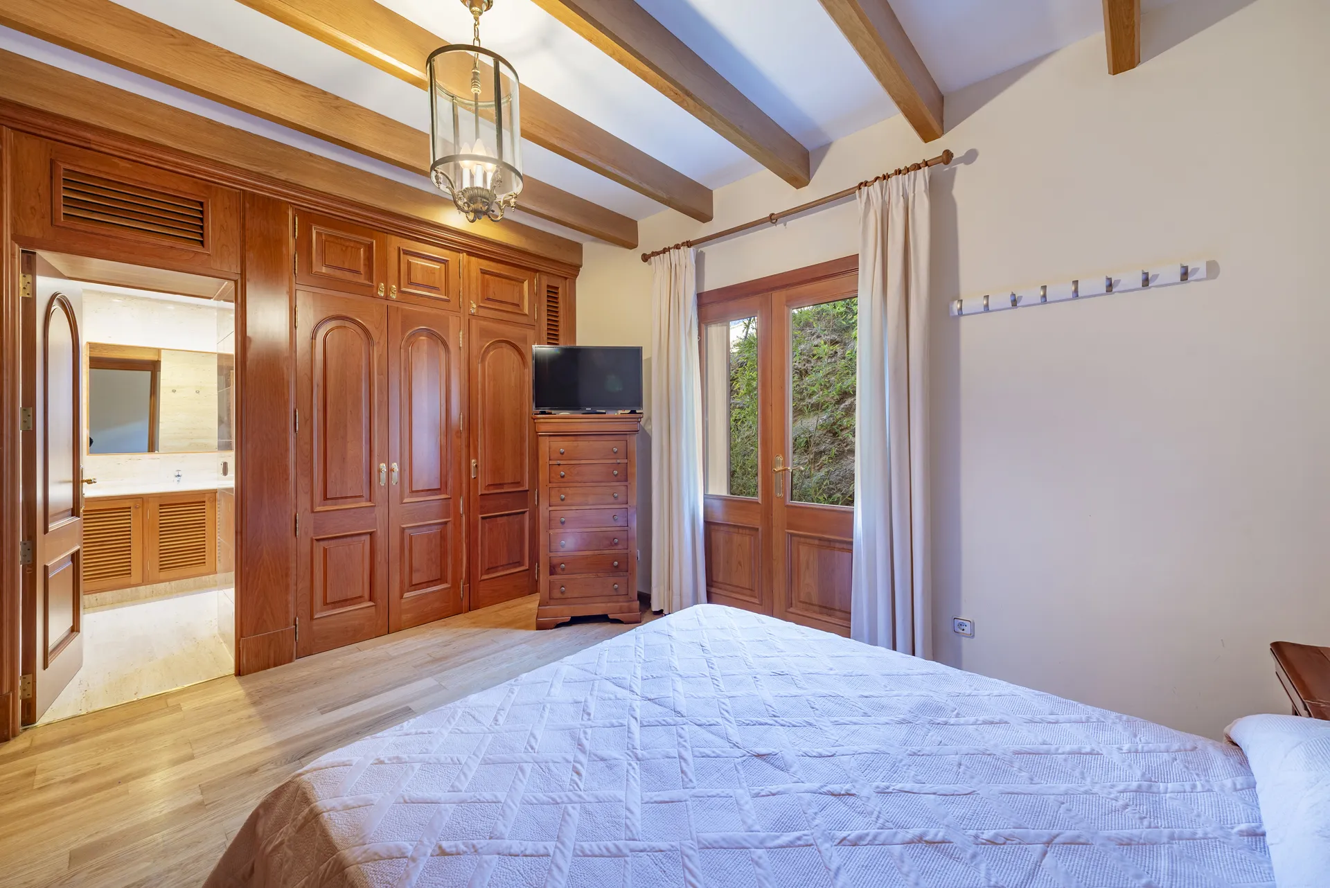 Wunderschönes Haus in Valldemossa mit spektakulärer Aussicht-11