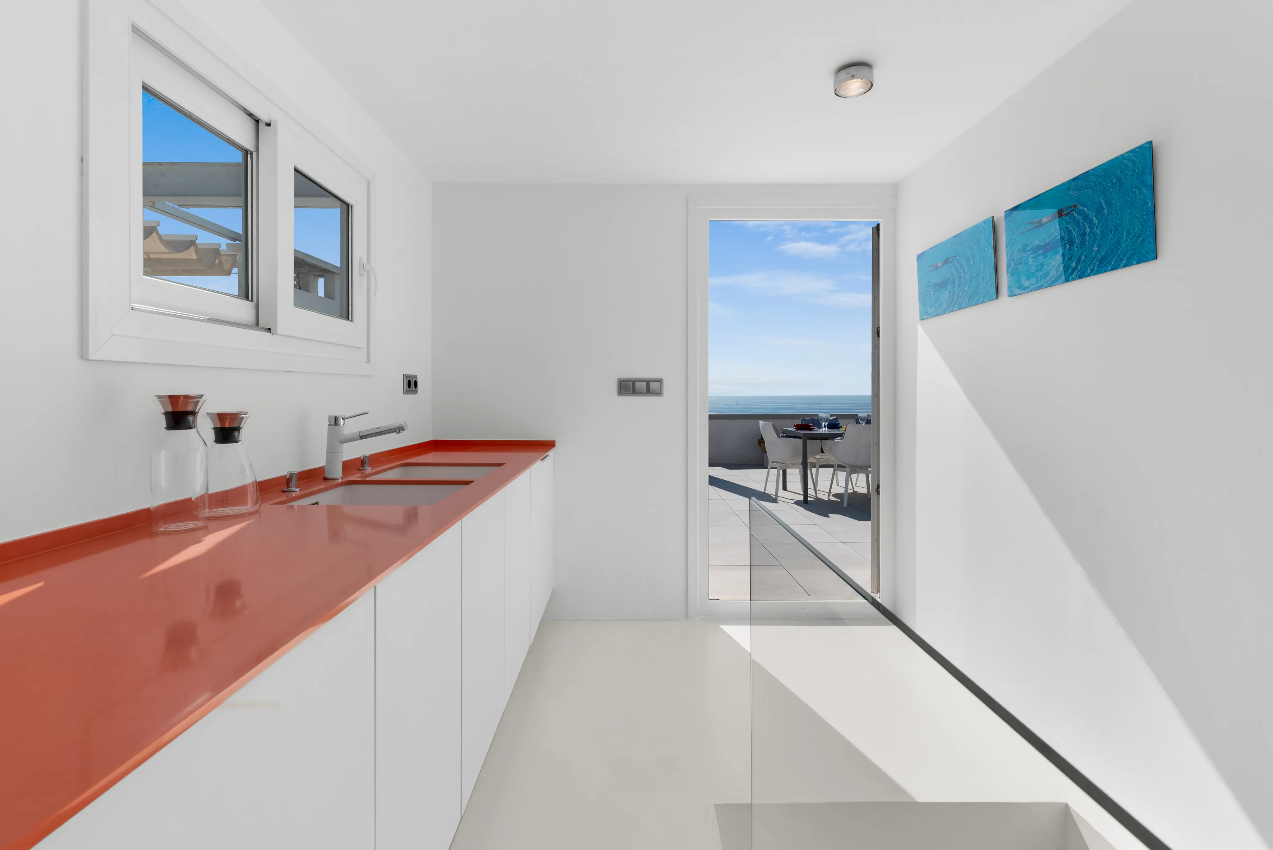 Ático exclusivo con terraza en la azotea y vistas al mar – lifestyle sobre los tejados de Cala Nova-13