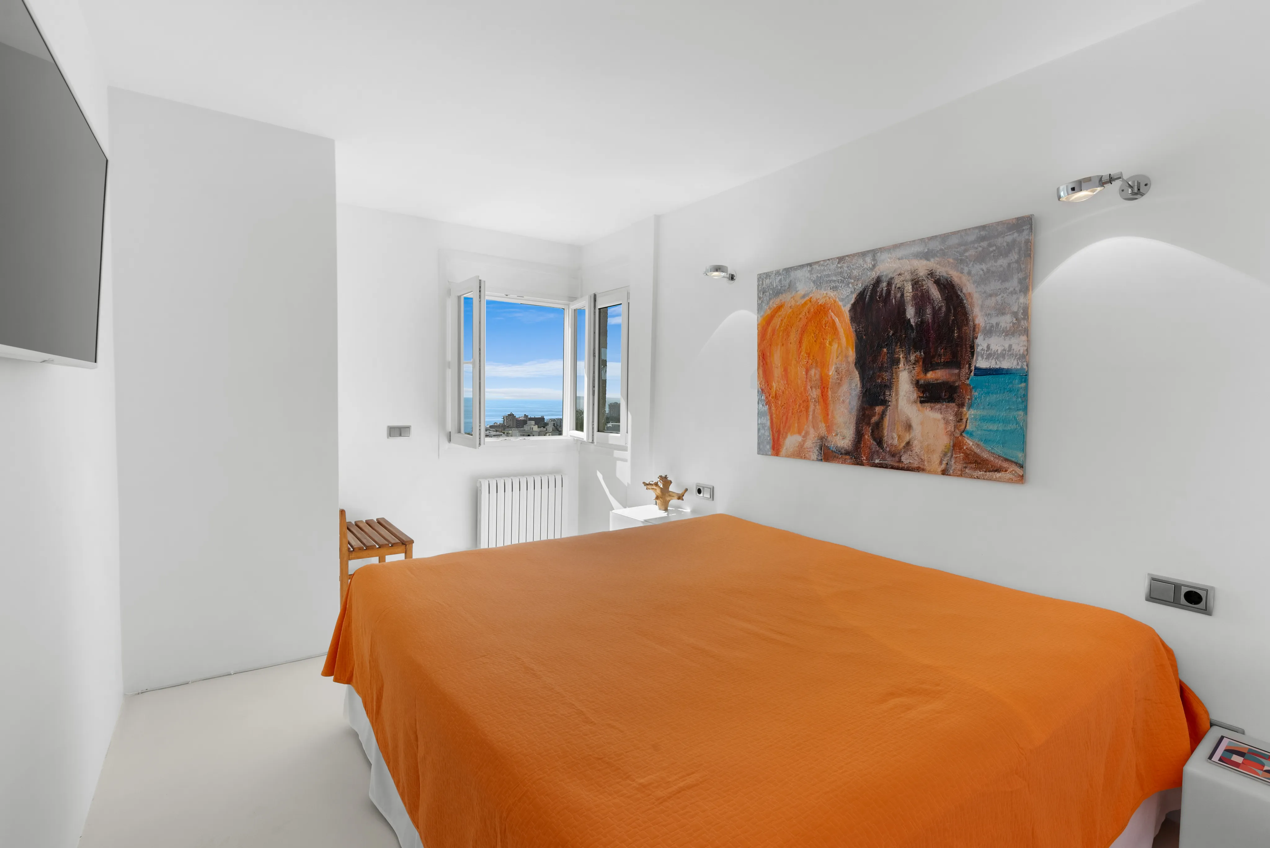 Ático exclusivo con terraza en la azotea y vistas al mar – lifestyle sobre los tejados de Cala Nova-9