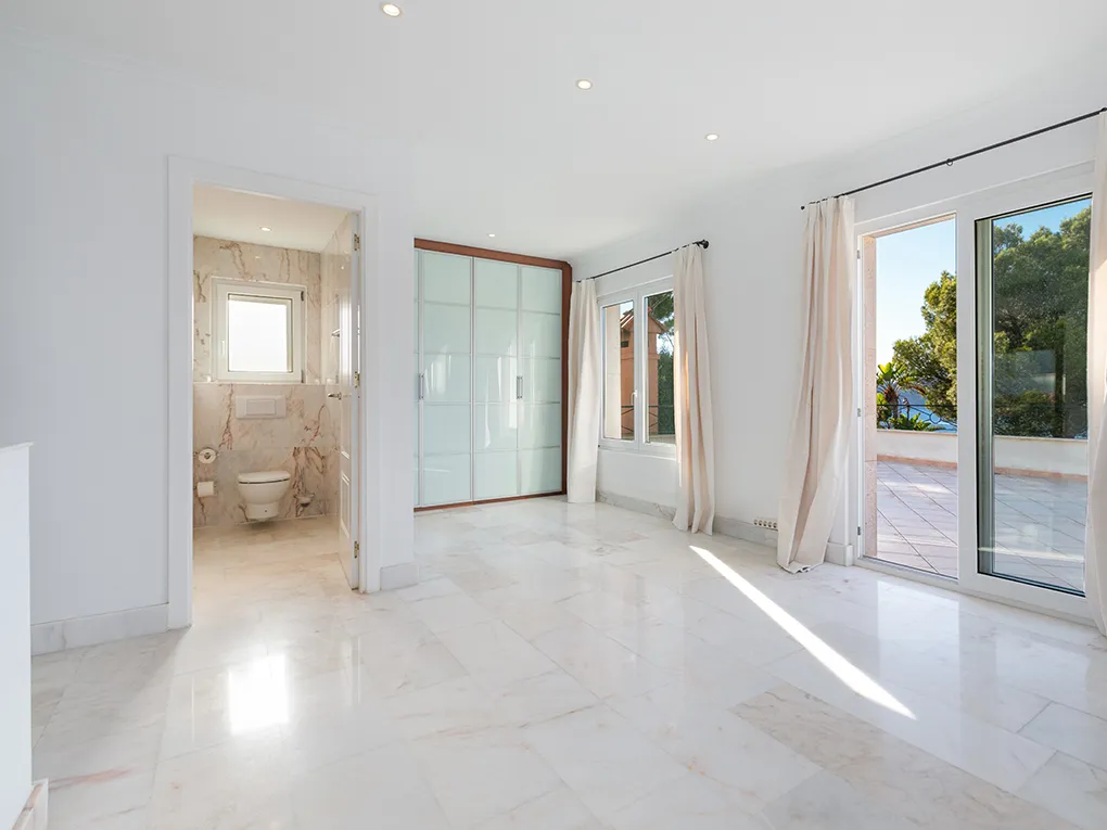 Sea view villa in Santa Ponsa-5