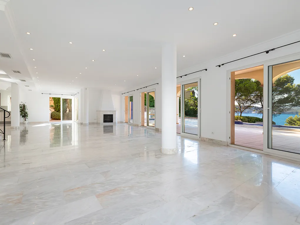 Sea view villa in Santa Ponsa-2