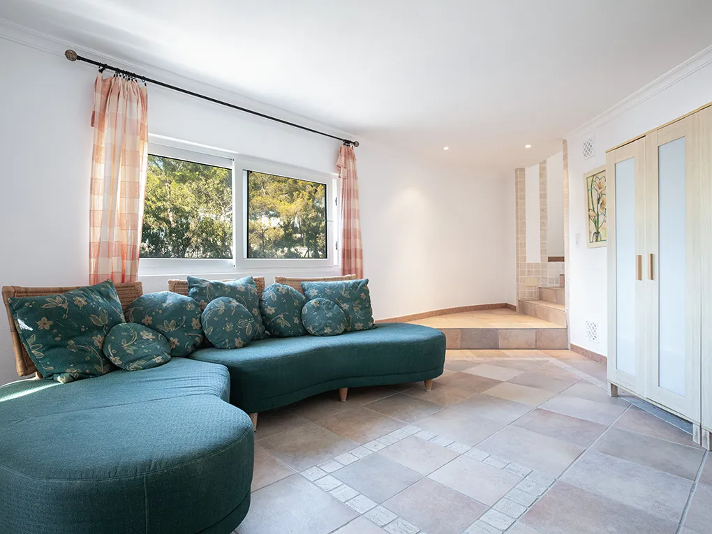 Sea view villa in Santa Ponsa-12