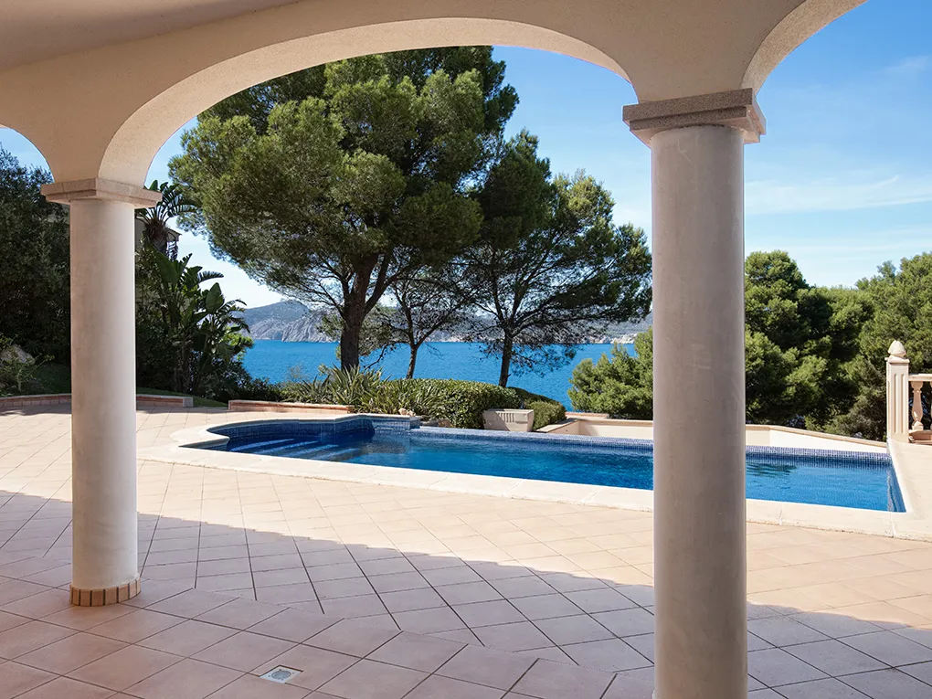 Sea view villa in Santa Ponsa-1