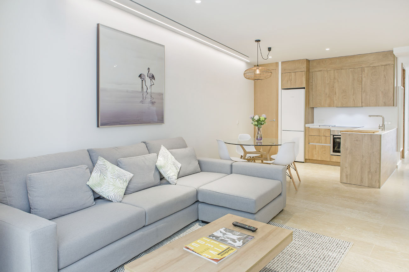Appartement design avant-gardiste avec ascenseur près de la Plaza Patines