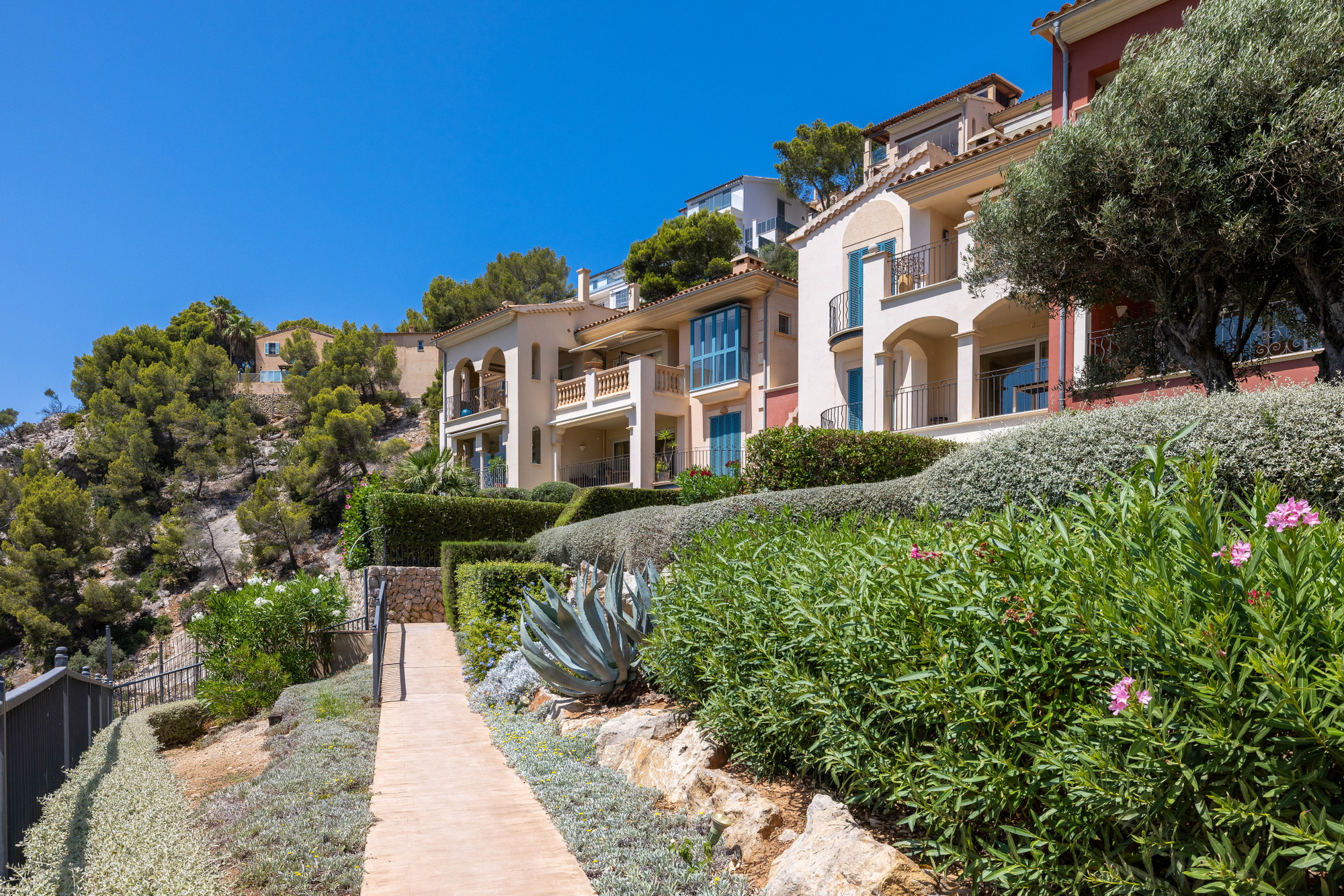 Exklusives Apartment mit traumhaftem Meer- und Buchtblick-11