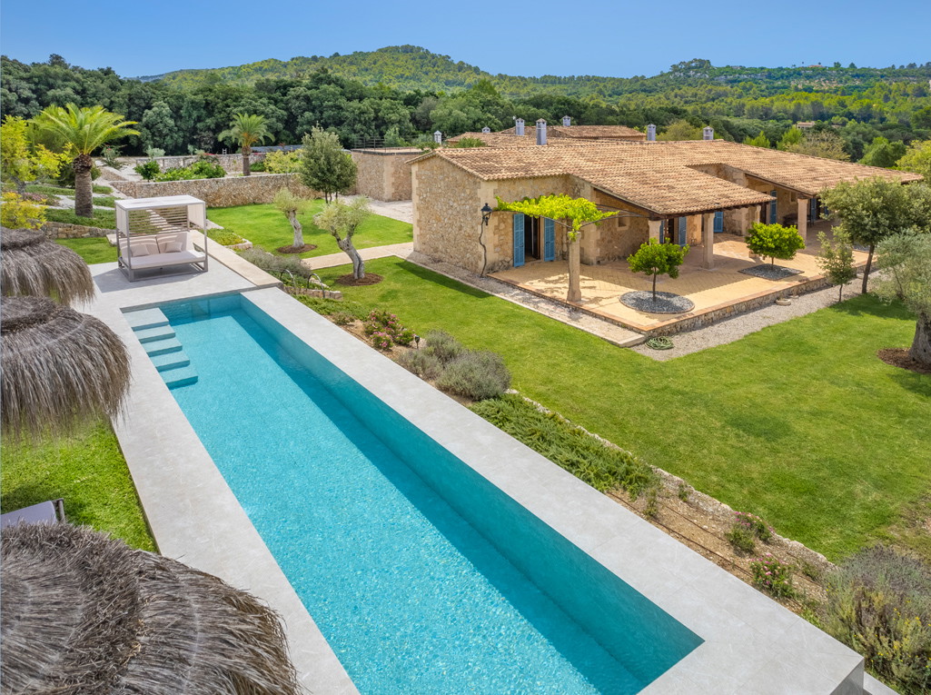 Delightful country house in unique landscape, Campanet