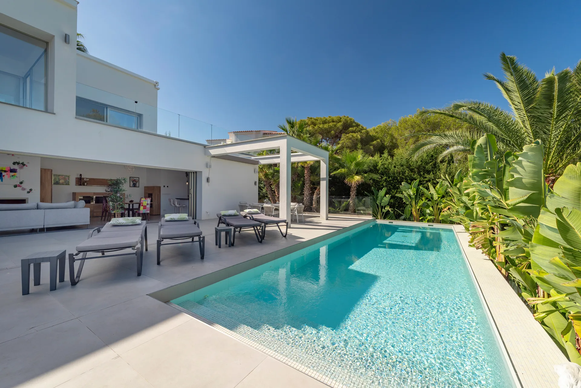Moderne villa met zeezicht op een gewilde locatie in Bonaire, Alcúdia-16