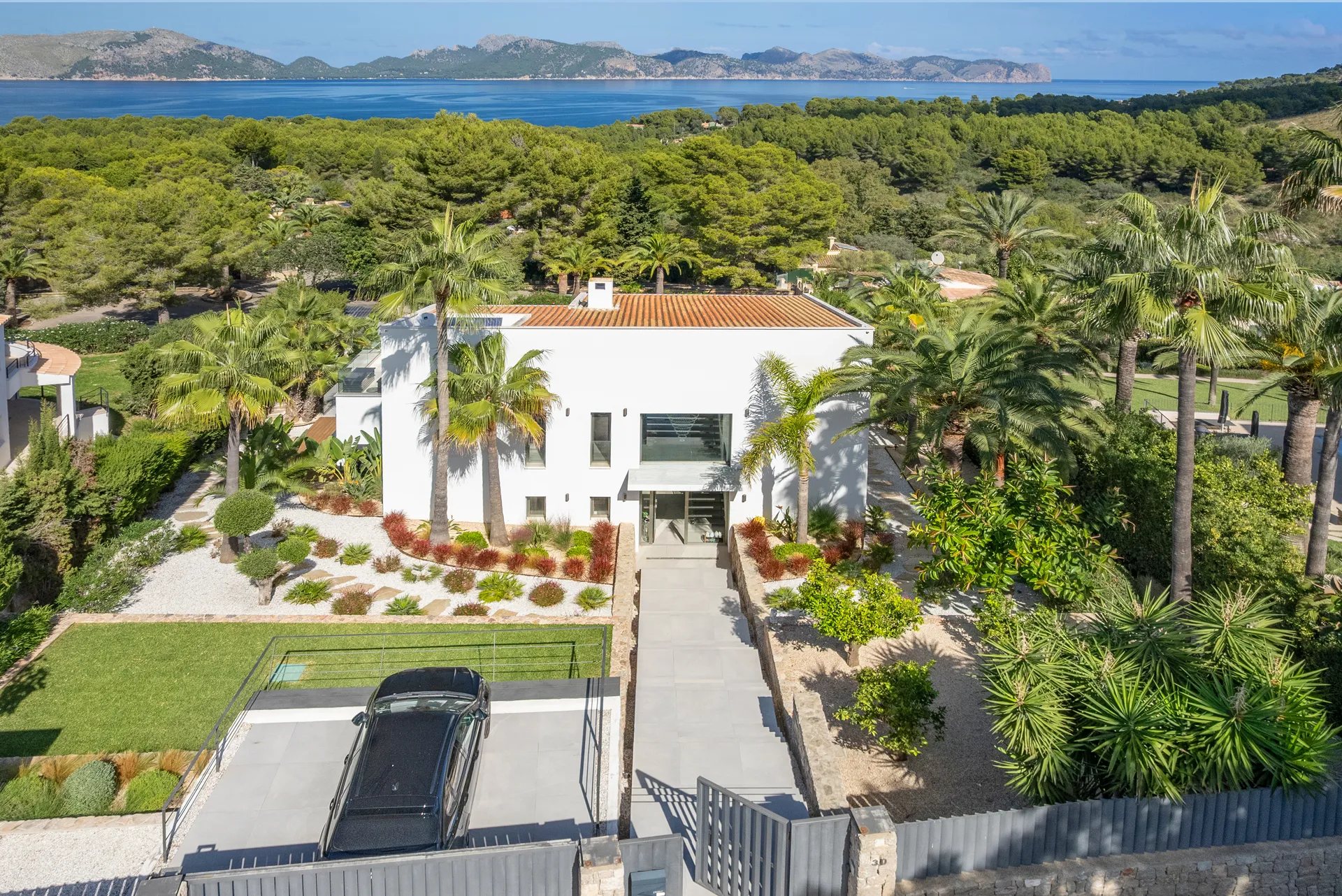 Moderna villa con vistas al mar en la ubicación privilegiada de Bonaire, Alcudia-6