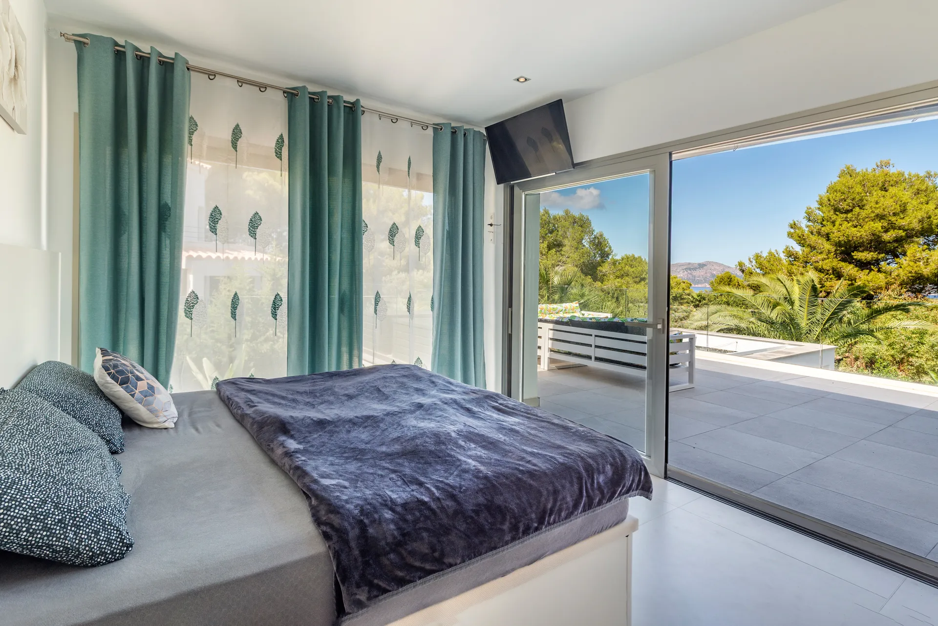 Moderna villa con vistas al mar en la ubicación privilegiada de Bonaire, Alcudia-21